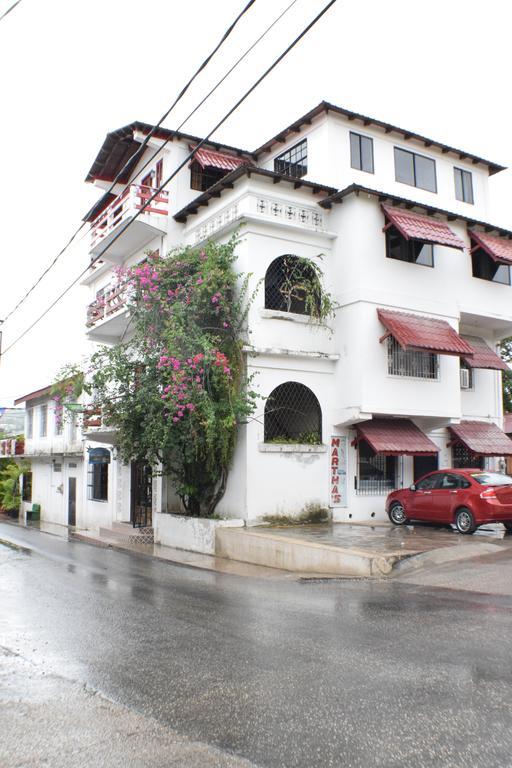 Martha'S Guesthouse 圣伊格纳西奥 外观 照片